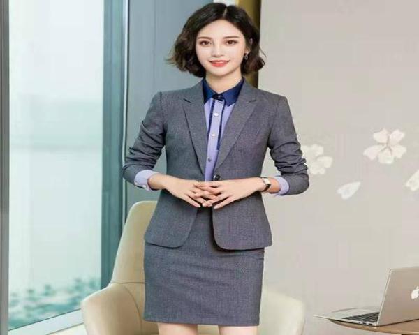 定制休闲西服和正装西服有什么区别